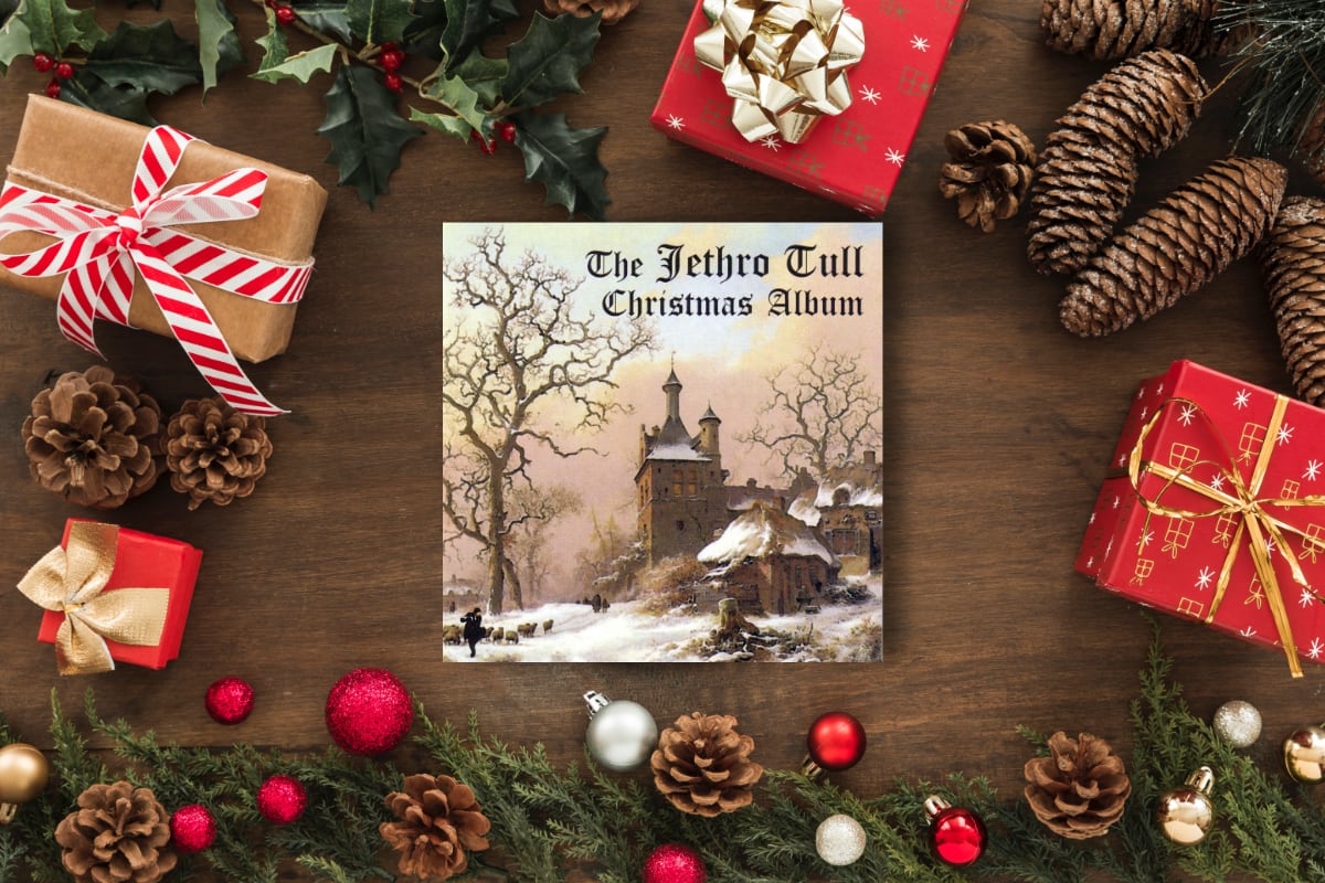 Jethro Tull — «The Jethro Tull Christmas Album» (2003)
