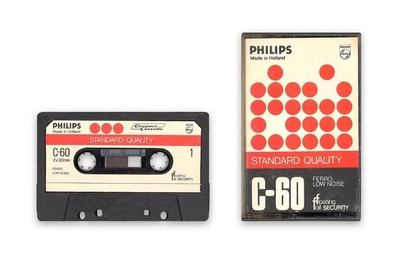 Компакт-кассеты Philips